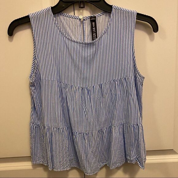 Design Lab - Striped Ruffle Top - Picture 1 of 6